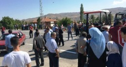 Mahalle Sakinleri Trafiği Kapattı