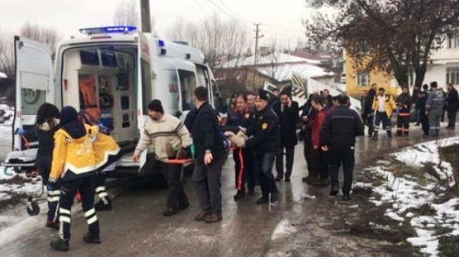 Akyurt’ta trafik kazası 5 yaralı